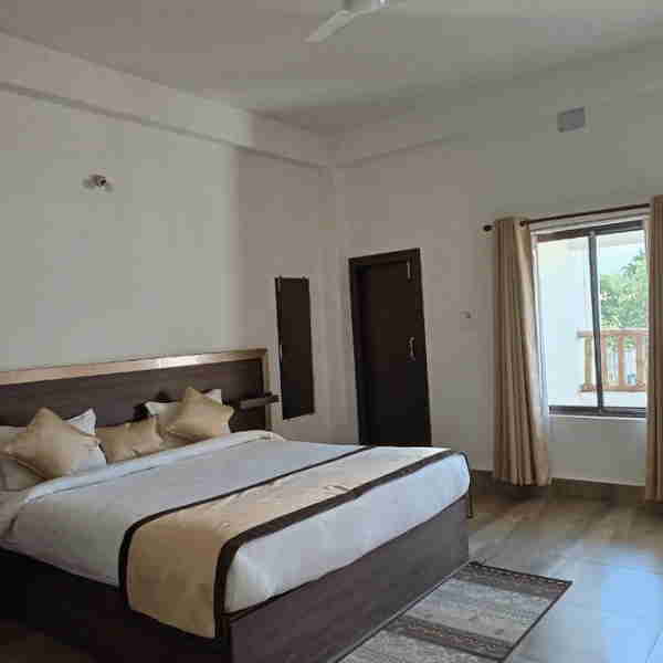 Namma Holidays offer the best hotel in Kaziranga (1)