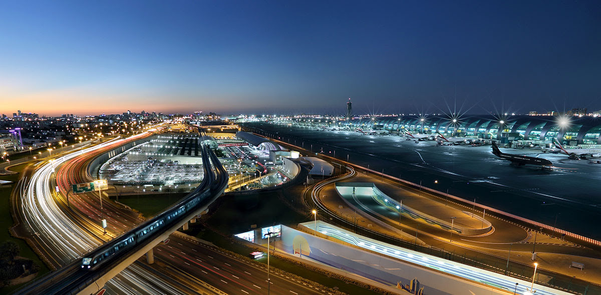 004Dubai-airport-night-view-UAE-travel-United-Arab-Emirates